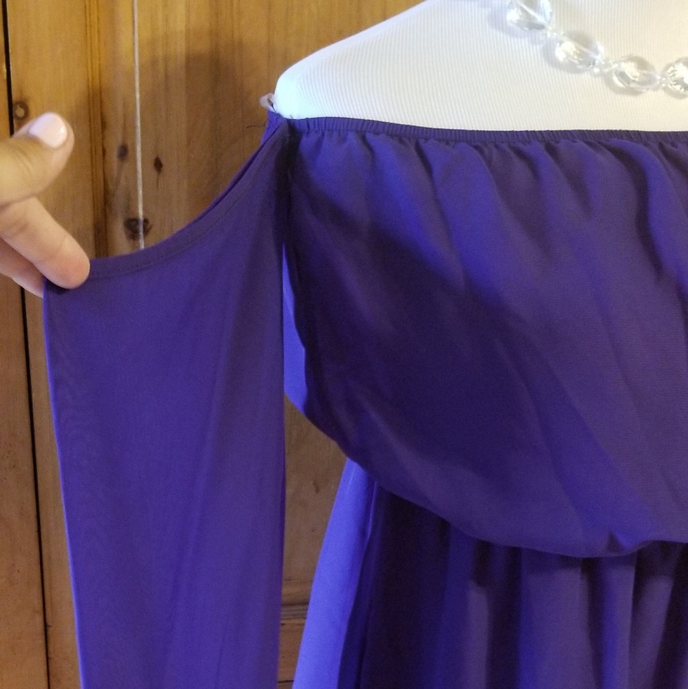 Purple Off the shoulder dress - Picture 2 of 3